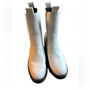 Women's White Chelsea Boots with Chunky Heel Slip-On Elastic Panels